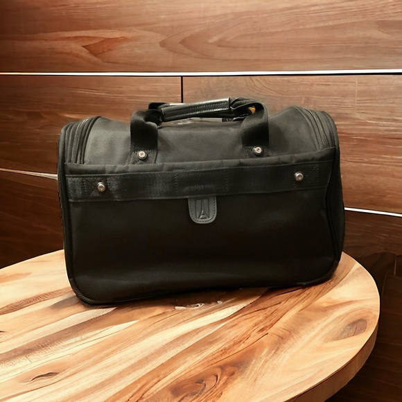 ✈️Travelpro”The Choice Of Flight Crews And Frequent Travelers” Multipurpose Tote - Picture 10 of 15